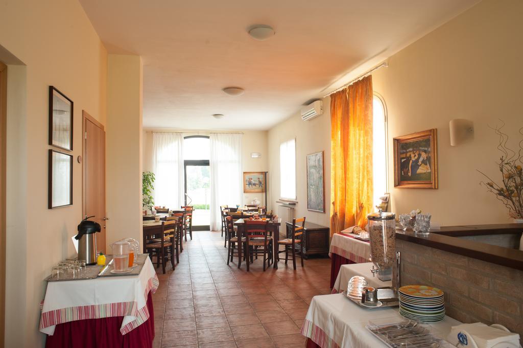 Agriturismo Il Mondo Guest House Parma Exterior foto
