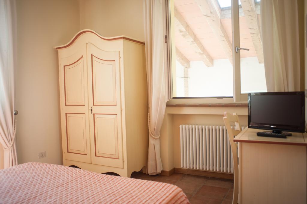Agriturismo Il Mondo Guest House Parma Cameră foto
