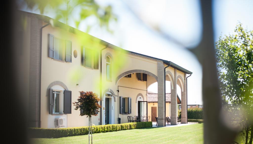 Agriturismo Il Mondo Guest House Parma Exterior foto