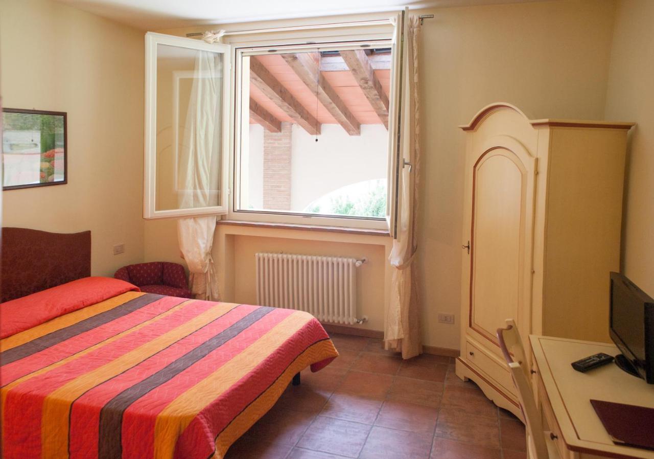 Agriturismo Il Mondo Guest House Parma Cameră foto
